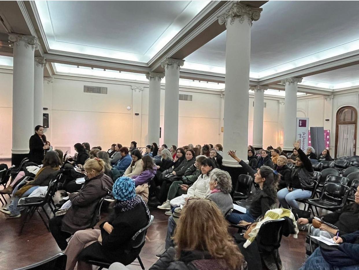 Capacitamos  a mujeres emprendedoras